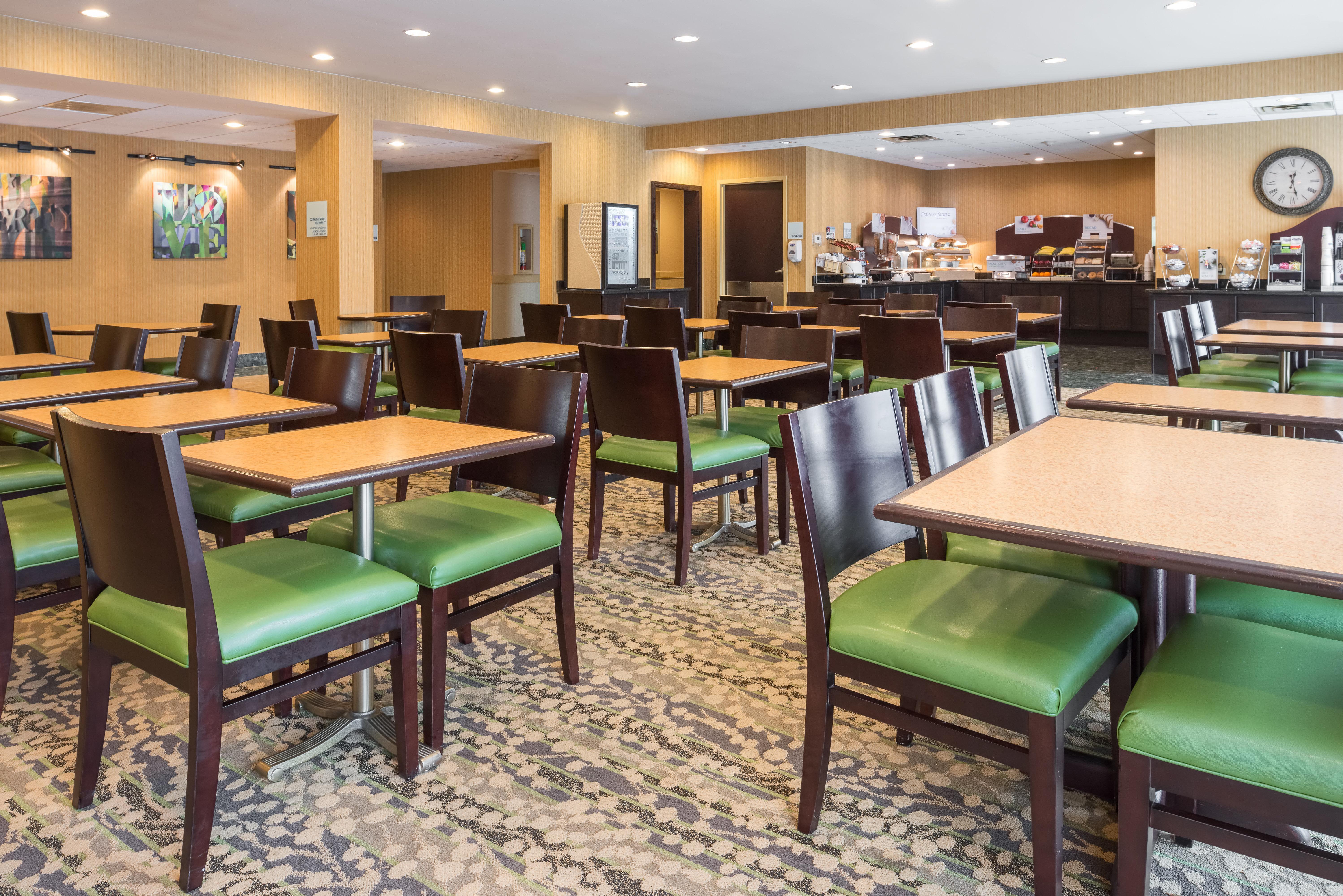 Holiday Inn Express Philadelphia Ne-Bensalem By Ihg Εξωτερικό φωτογραφία