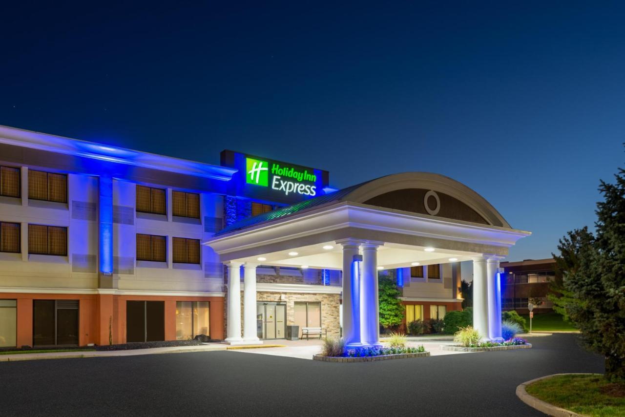 Holiday Inn Express Philadelphia Ne-Bensalem By Ihg Εξωτερικό φωτογραφία
